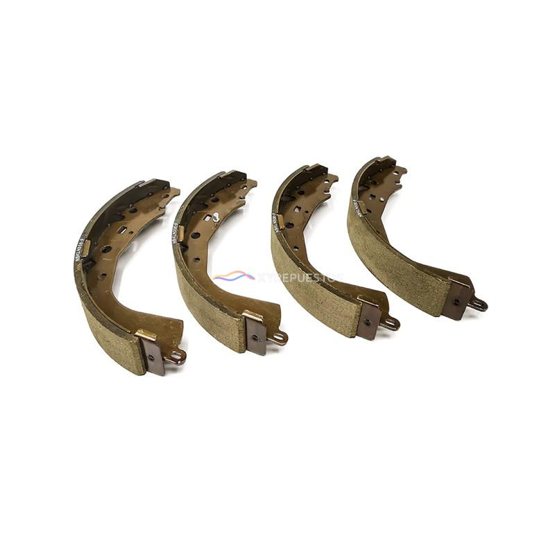 04495-35250 Auto Car Parts Brake Shoe Set For Toyota HILUX PICK-UP Tacoma Tundra 